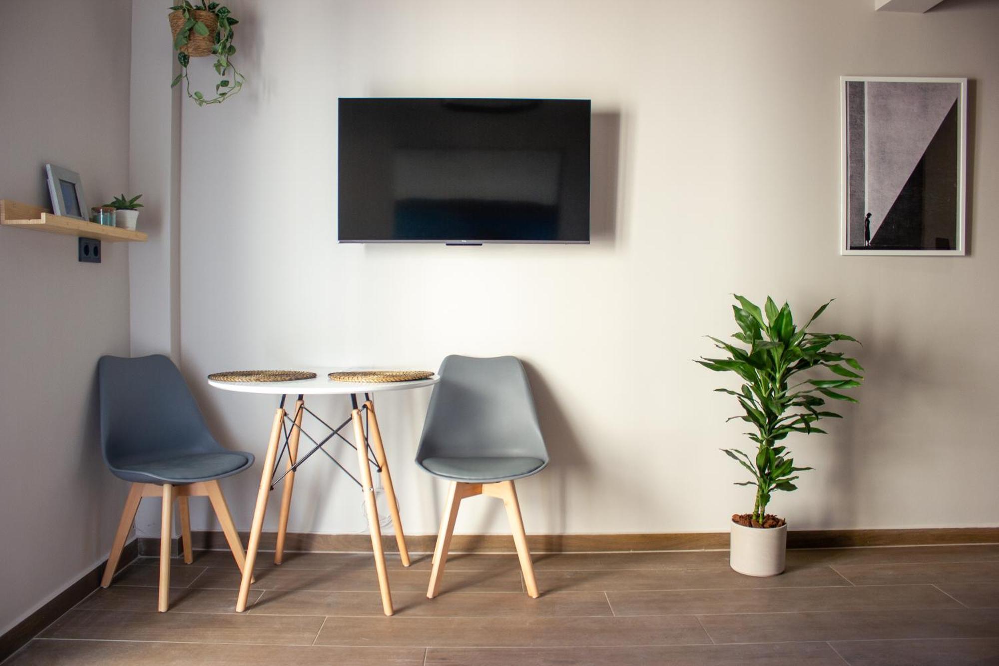 Apartment Homevision Modern Central